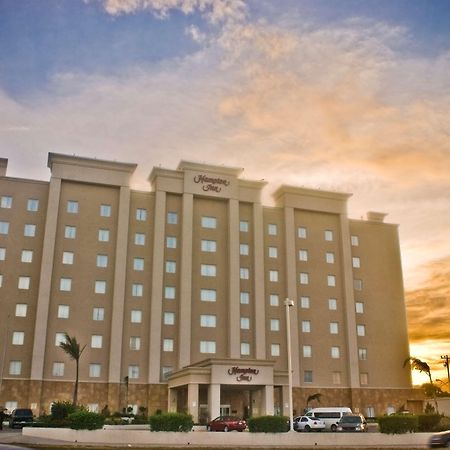 Hampton Inn Tampico Airport Exterior photo