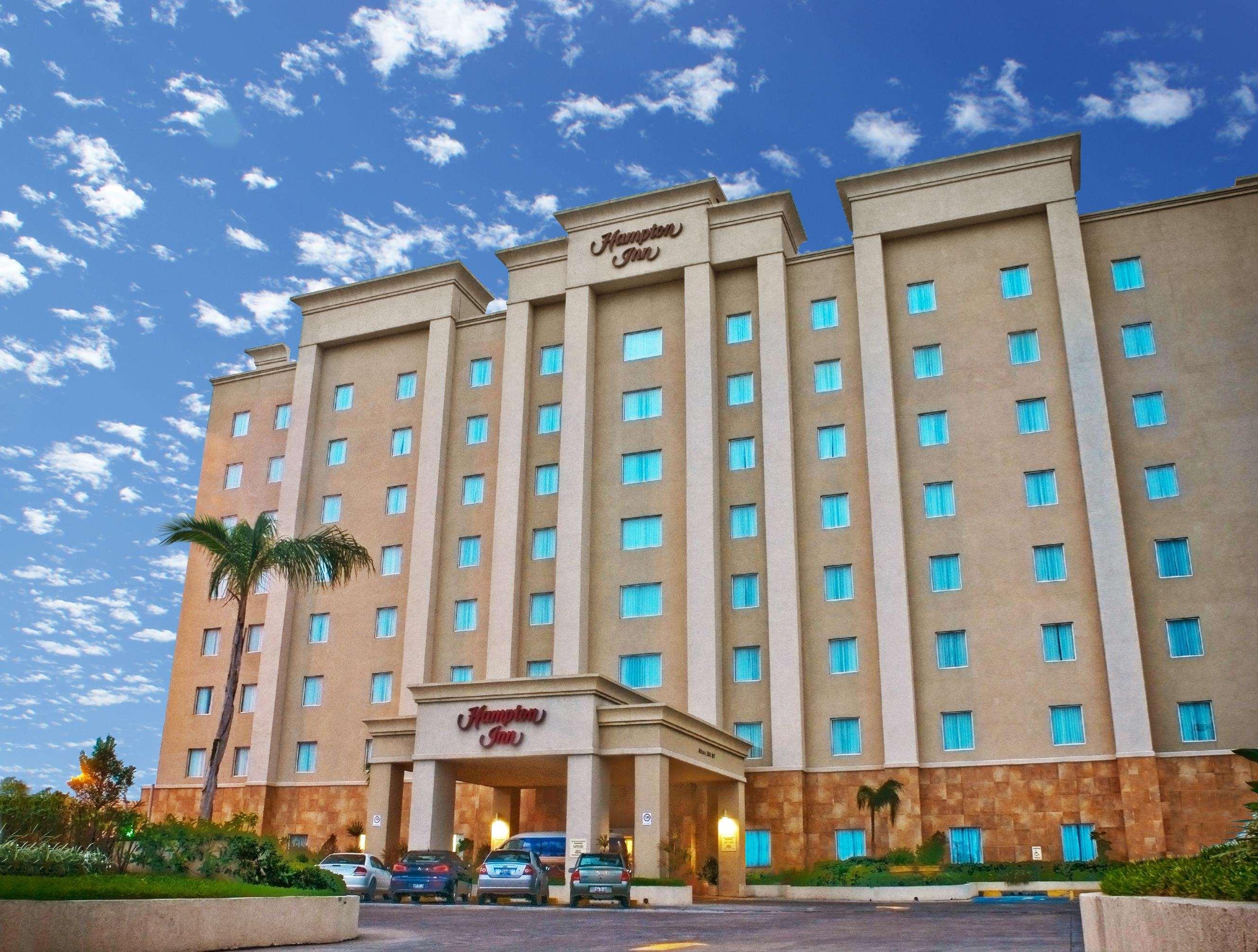 Hampton Inn Tampico Airport Exterior photo