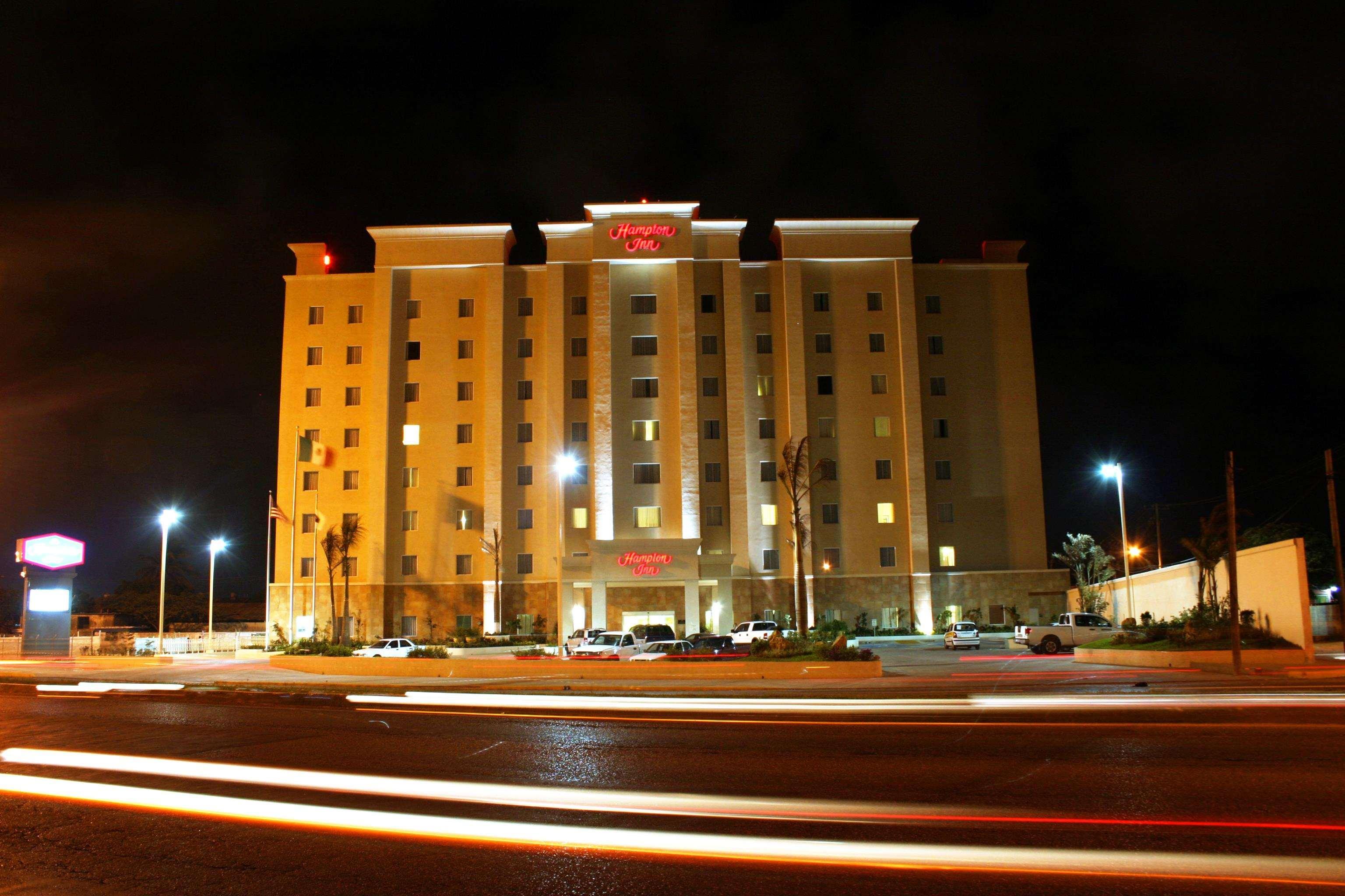 Hampton Inn Tampico Airport Exterior photo